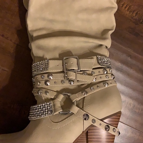 VENUS Shoes - NWOT- Beautiful Tan Boots with rhinestones these are gorgeous and new!